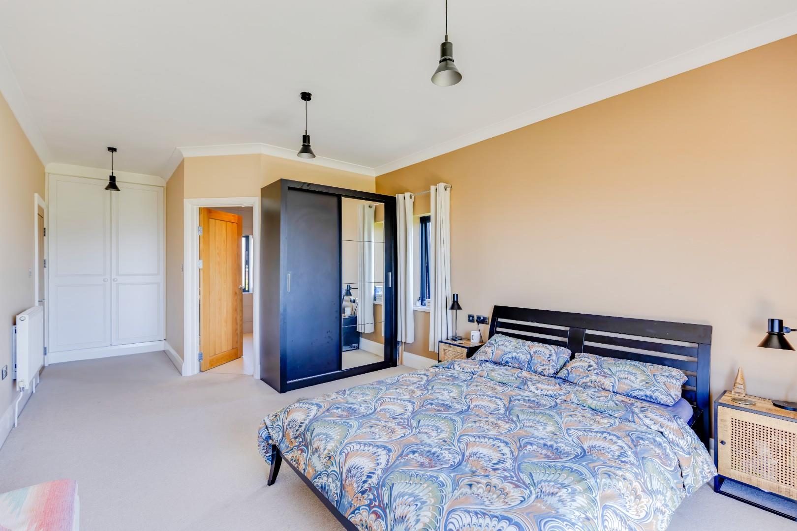 111 Fontygary Road, Rhoose, Barry, Vale Of Glamorgan, CF62 3DU
